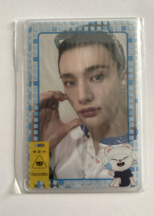 Hyunjin Stray Kids Sauna Japan Lucky Draw Photocard and Cover