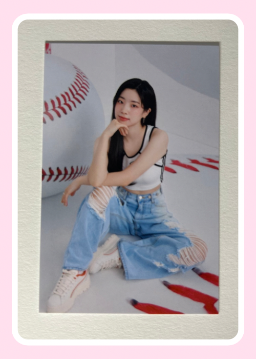 Dahyun Twice 9th Anniversary Home 9Round Pop Up Trading Card