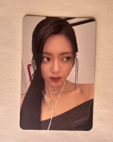 Yuna KILL MY DOUBT Limited Version photocard (Itzy)