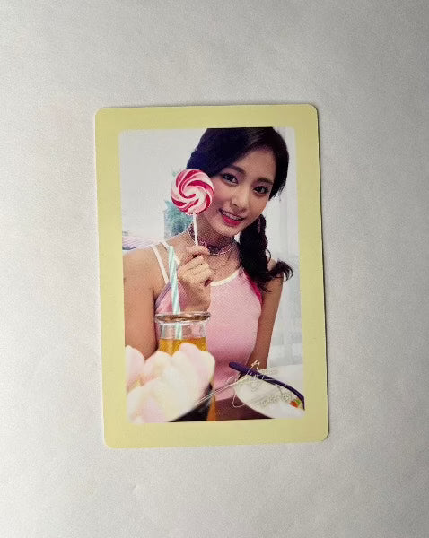 Tzuyu Twice 1st album Twicetagram pob