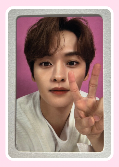 Lee Know Stray Kids Nacific Round 6 Selfie Photocard