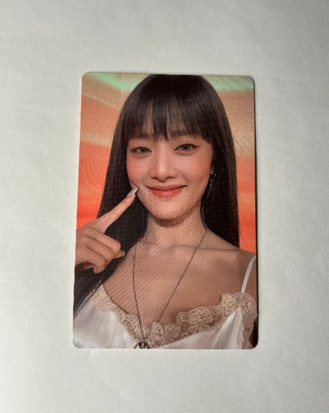 Minnie (G)I-dle HEAT blaze ver photocard
