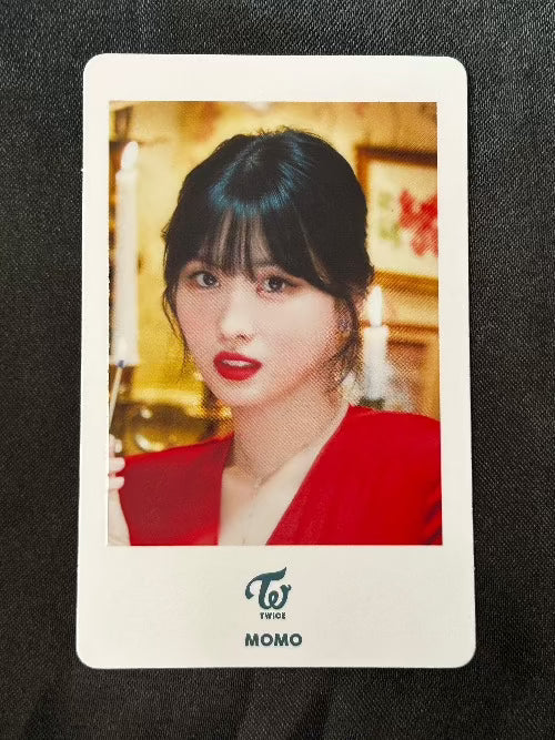 Momo 8th Single Kura Kura Japan Photocard (Twice) front of card