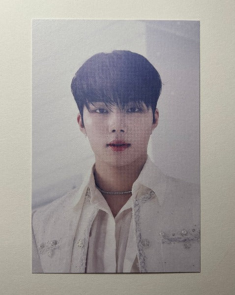 Zerobaseone Gunwook Melting Point Postcard