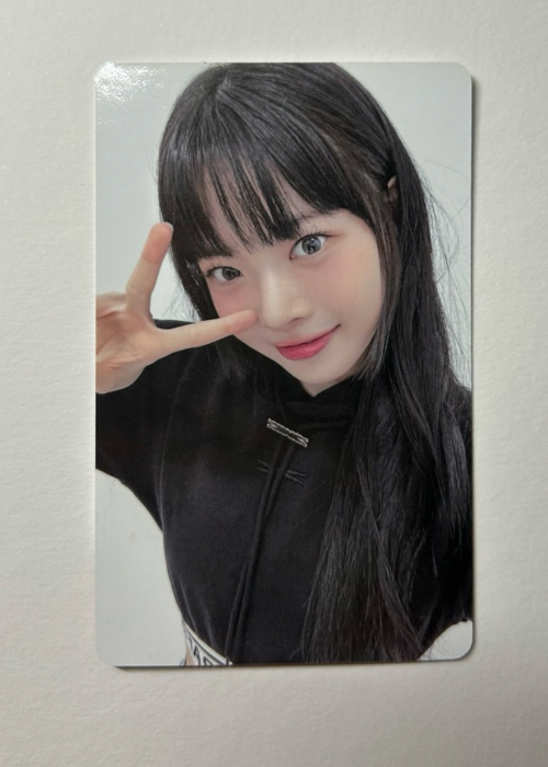 Eunchae LE SSERAFIM Unforgiven Weverse POB Photocard