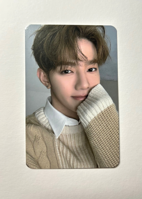 Zhang Hao Zerobaseone Romantic Crown Clothing Event Photocard