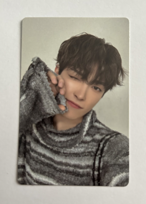 Hongjoong Ateez Golden Hour Part 3 Poca Album Selfie Photocard