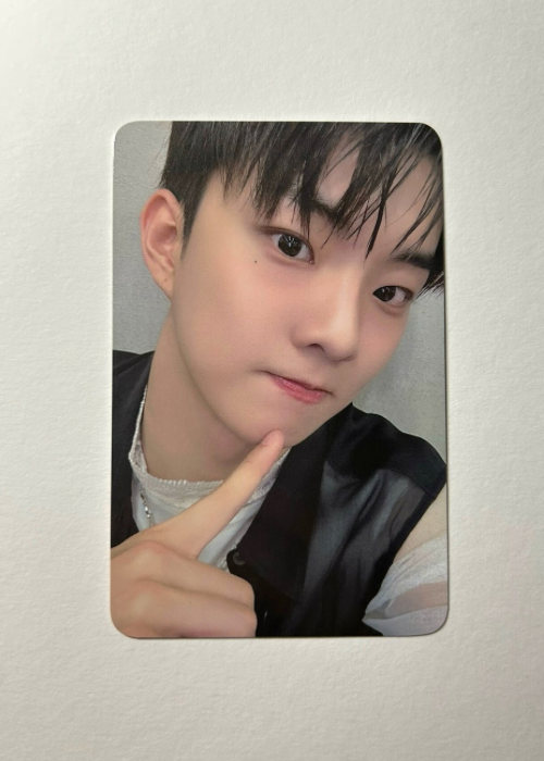 Q The Boyz PHANTASY Everline POB Photocard