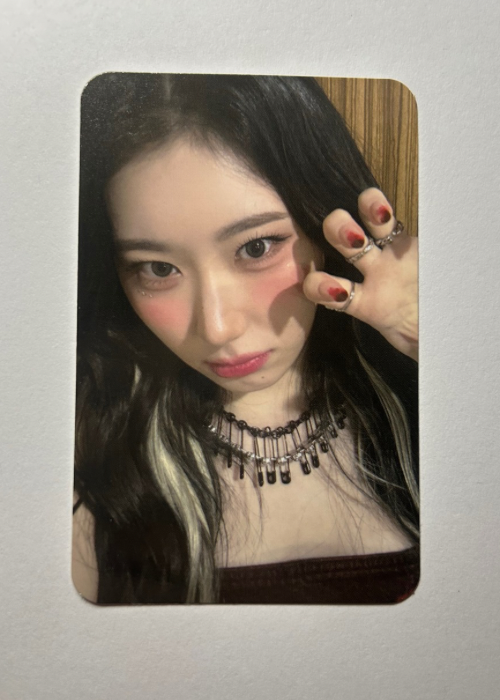 Chaeryeong Itzy Born To Be Yes24 POB Photocard