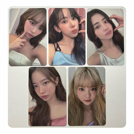 LE SSERAFIM Seasons Greetings Photocard