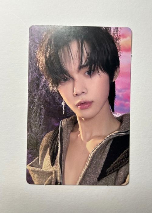 Yeonjun TXT Temptation Weverse album ver photocard