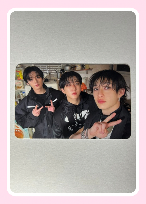 Bangchan Leeknow Changbin Stray Kids Karma Unit Photocard