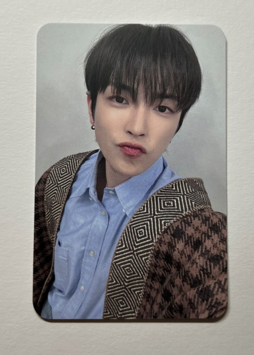 Hongjoong Ateez Will Power Pop Up in Europe Reward Photocard