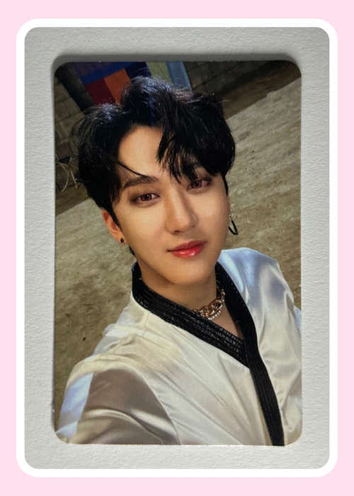 Changbin Stray Kids NoEasy Photocard