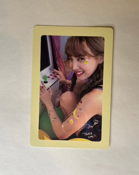 Nayeon Twice 1st album Twicetagram pob
