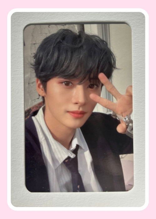 Lee Know Stray Kids Nacific Round 13 Selfie Photocard